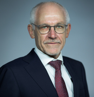 N. E Nielsen